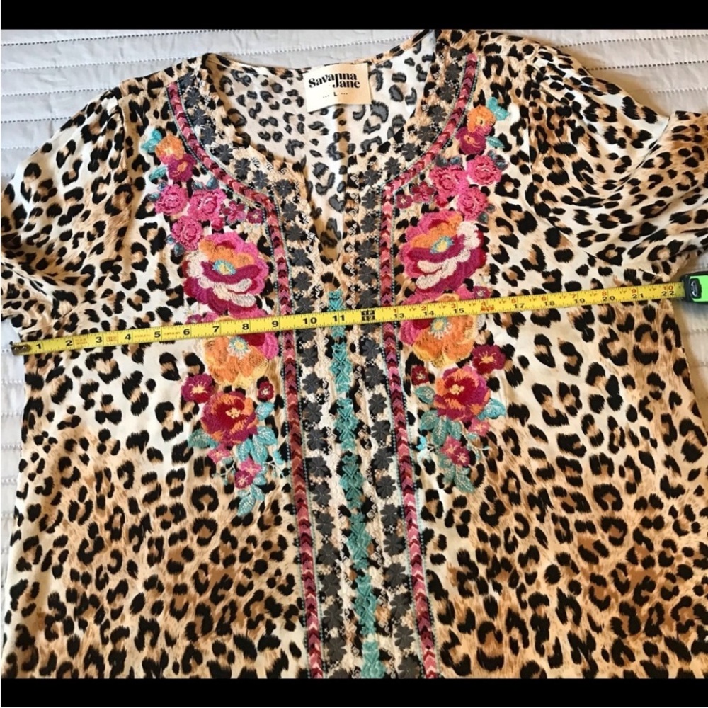 Savanna Jane Leopard Print Embroidery Blouse Tan Brown Pink Cream NEW with Tag - Picture 10 of 11